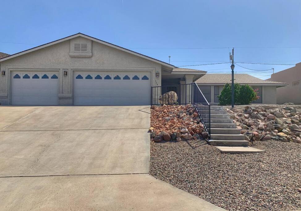 Desert Getaway - Centrally Located, Trail Access Steps Away! Lake Havasu City Eksteriør billede