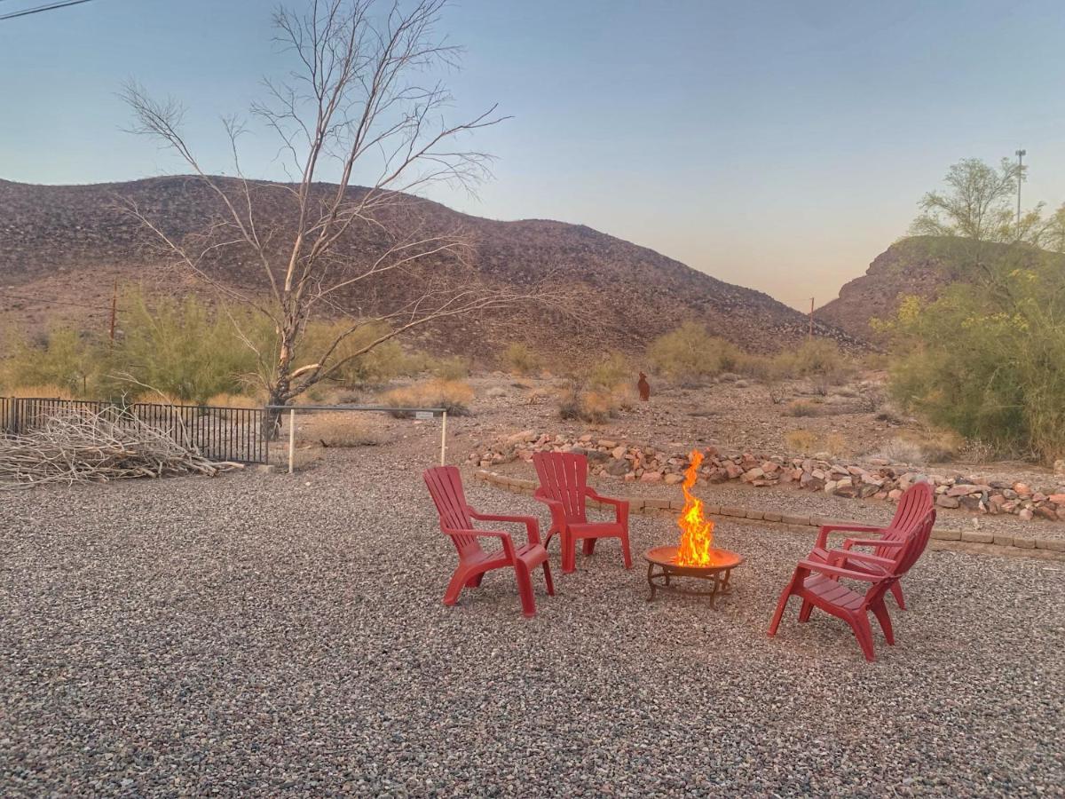 Desert Getaway - Centrally Located, Trail Access Steps Away! Lake Havasu City Eksteriør billede