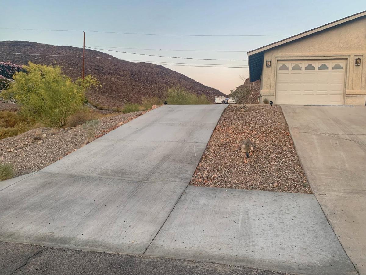 Desert Getaway - Centrally Located, Trail Access Steps Away! Lake Havasu City Eksteriør billede